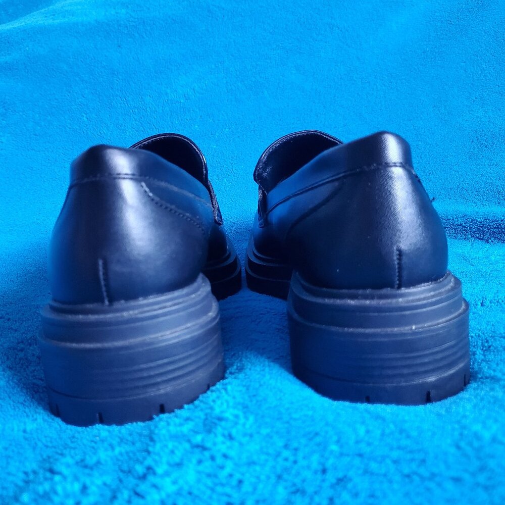 Women's Chunky Black Loafers by American Eagle Outfitters Size 8 - Picture 3 of 7